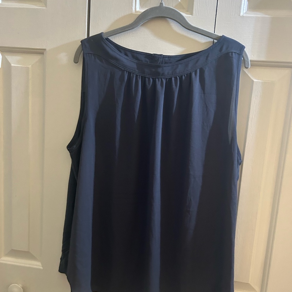 LOFT Navy Sleeveless Tank Top